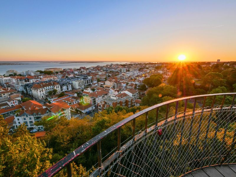 Coucher de soleil sur le Bassin d'Arcachon depuis l'observatoire Sainte-Cécile