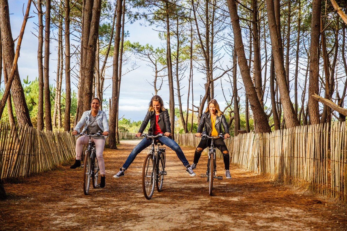 3 filles vélos