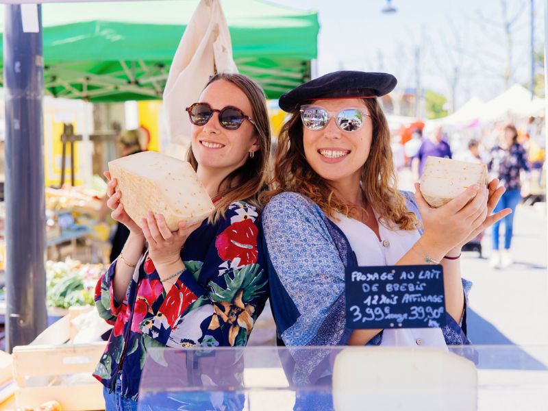 Le marché de Biscarrosse dans les Landes