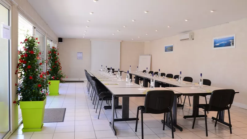 Salle de séminaire la forestière Salle de séminaire hôtel la forestière