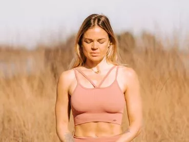 Maria Zavarina Yoga 4