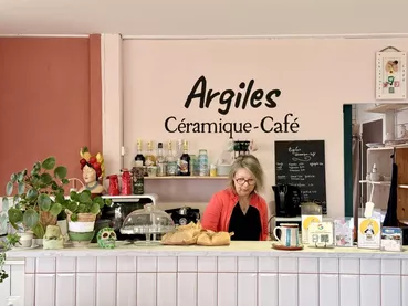 Argiles café céramiques comptoir