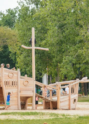 Lac de Gastes jeux pour les enfants