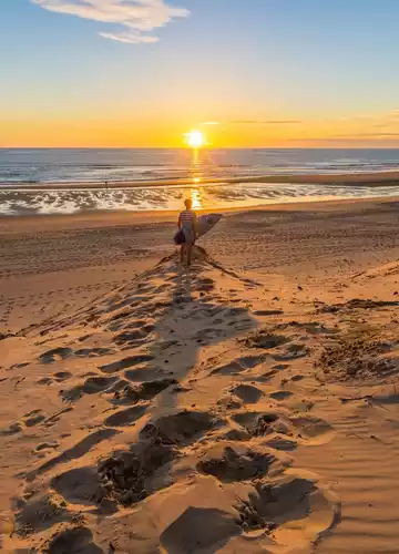 Coucher de soleil sur la plage de Biscarrosse