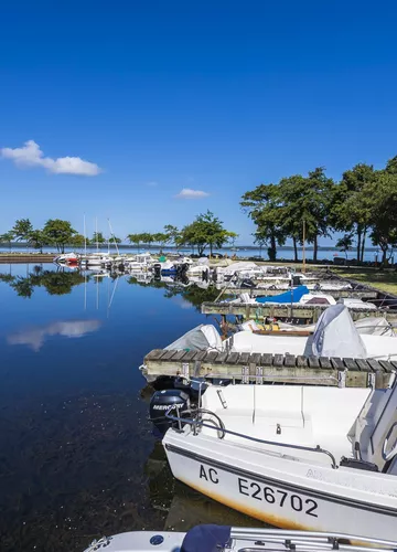 Le port de Gastes dans les Landes