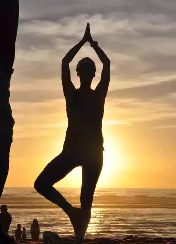 Yoga sur les plages océanes