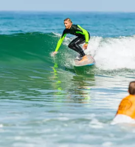 Surf à Biscarrosse : Le guide complet du surfeur (débutant ou confirmé)