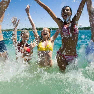 Baignade et amusement Baignade dans le lac de sanguinet