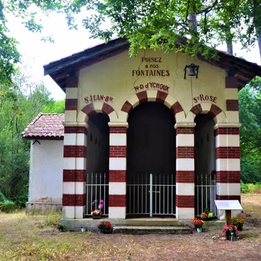 La Chapelle des 3 fontaines à Ychoux, patrimoine des Landes La Chapelle des 3 fontaines à Ychoux, patrimoine des Landes