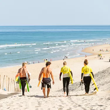Session surf pour un week-end dans les Landes, à Biscarrosse Session surf pour un week-end dans les Landes, à Biscarrosse