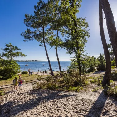 Sanguinet, les plages du lac