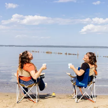 Détente au bord du lac de Biscarrosse Détente au bord du lac de Biscarrosse