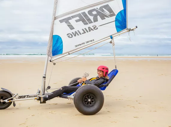 Char à voile sur les plages de Biscarrosse