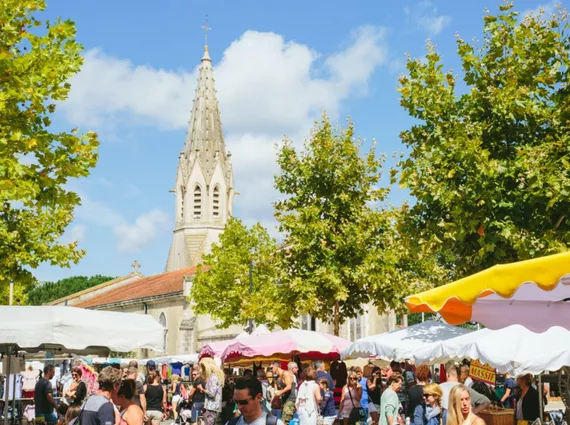 Les marchés autour de Biscarrosse