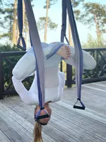Maria Zavarina Yoga aérien 2
