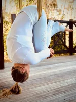 Maria Zavarina Yoga aérien