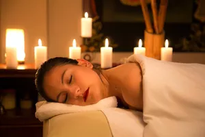 Yoga massage à la bougie