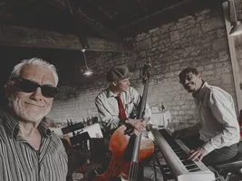 HOwlin' Blues Trio 1