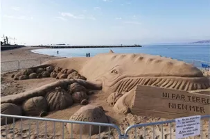 Sculpture sur sable
