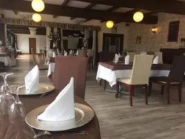 Lakeside hotel-parentis-resto