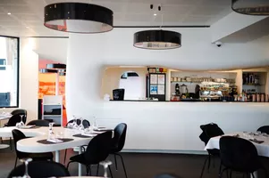 Resto de la plage salle2 Resto de la plage salle2